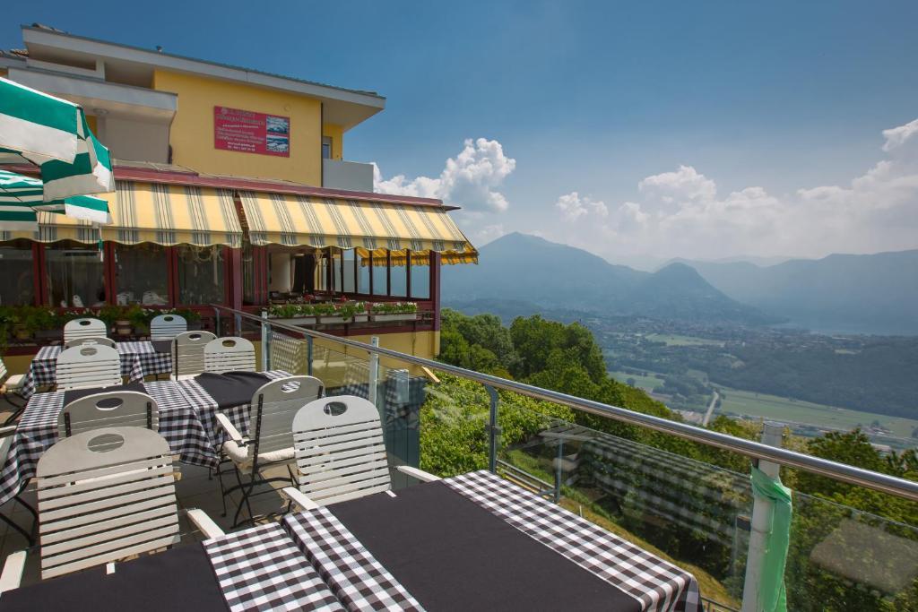 Al Ponte Hotel กาเดอมาริโอ ภายนอก รูปภาพ